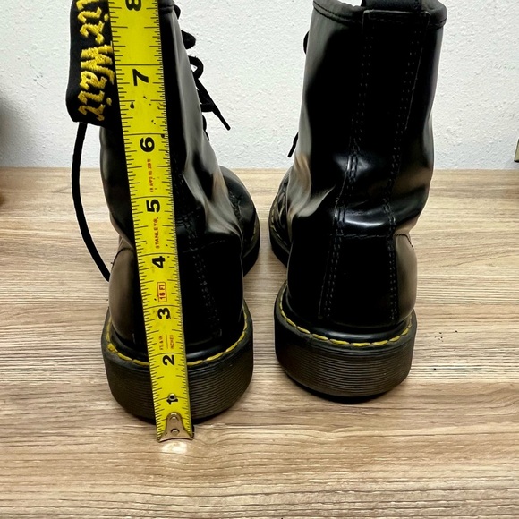 Dr. MARTENS Made in England Black Leather Combat Boots Women's 10 Vintage
Grunge - Picture 6 of 14